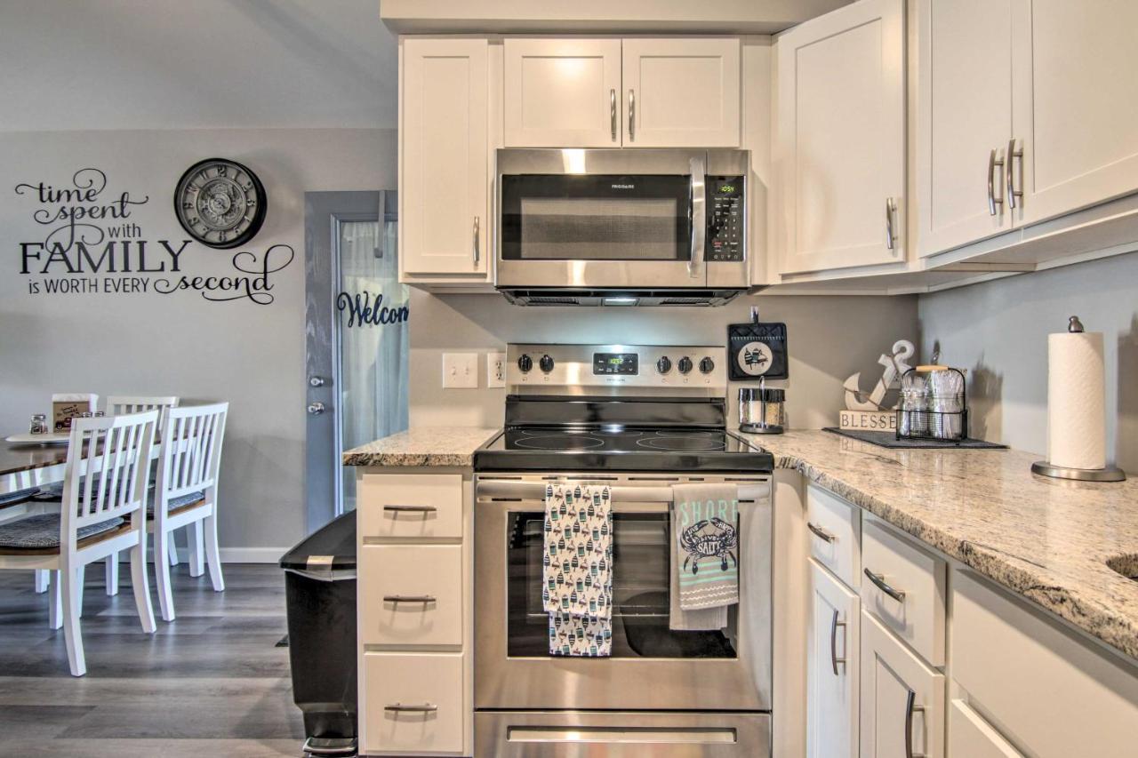 Airy Ocean City Condo On Canal Front With Deck! Εξωτερικό φωτογραφία