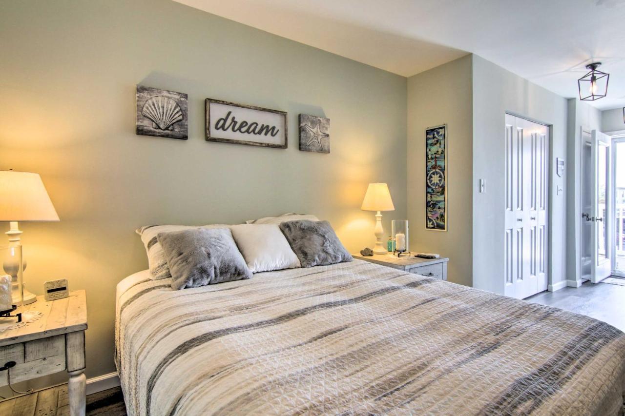 Airy Ocean City Condo On Canal Front With Deck! Εξωτερικό φωτογραφία