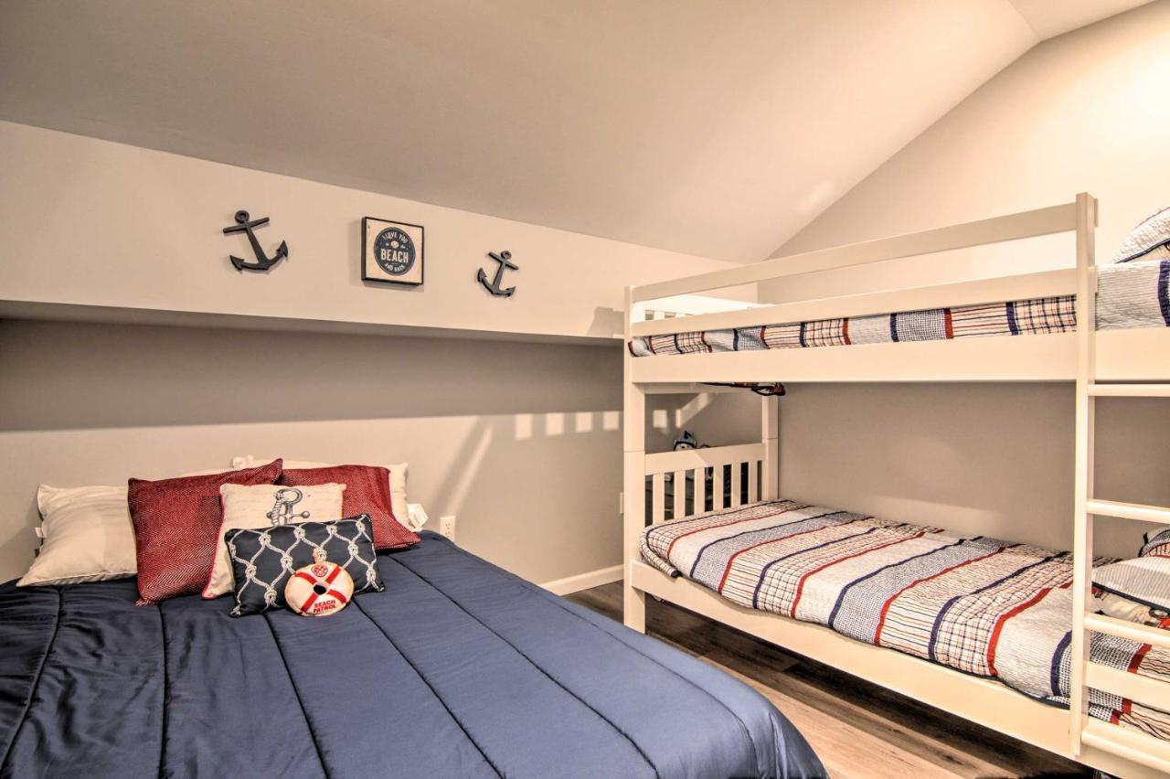 Airy Ocean City Condo On Canal Front With Deck! Εξωτερικό φωτογραφία